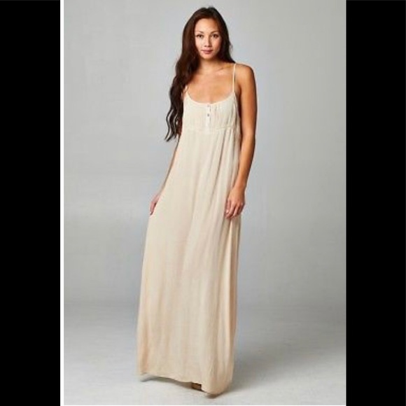 Love Stitch Dresses & Skirts - NWT Love Stitch Boho Maxi Dress Sz. M